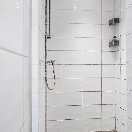 Central In The Heart Of Bergen! Apartment *